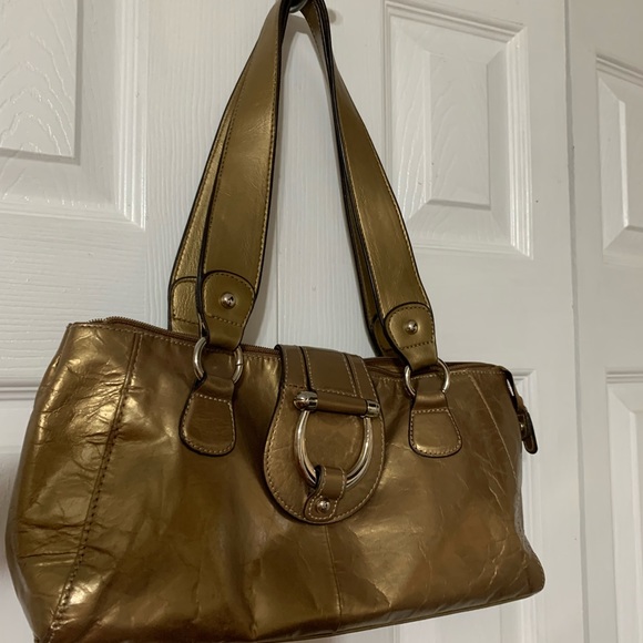 Gold shoulder bag. In great shape - Picture 8 of 11